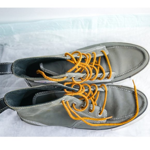 Chuck Taylor All Star Hi Top Soft Leather Boots - Picture 4 of 9